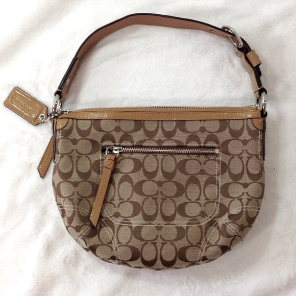 Coach Brown Shoulder Bag with Adjustable Strap & Logo Design & FREE Change Purse - Picture 2 of 11